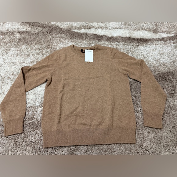 Quince Mongolian Cashmere Crewneck Sweater - Picture 1 of 4